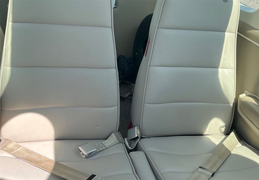 1988 Beechcraft Bonanza F33 A