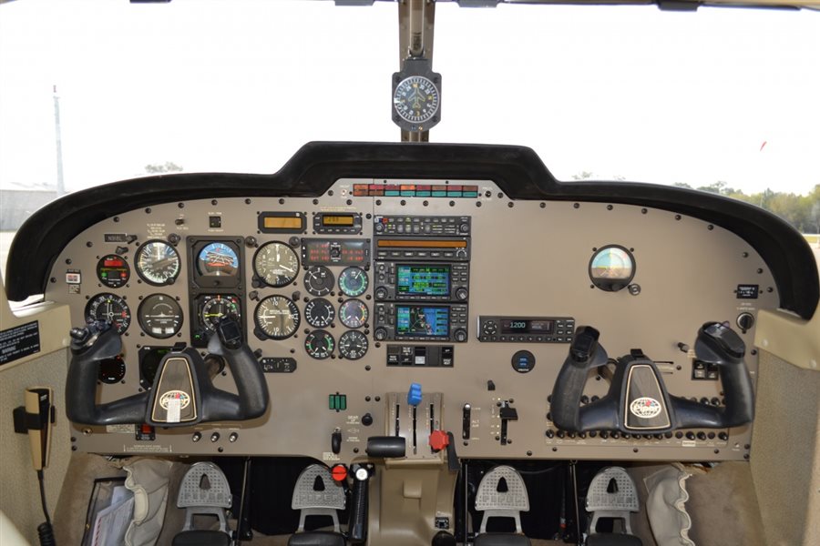 2000 Piper PA-32R-301