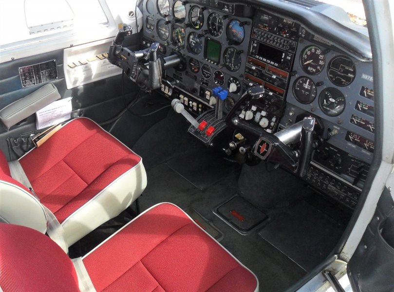 1969 Piper PA-30 Twin Comanche Aircraft