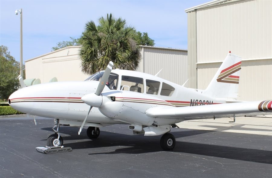 1966 Piper Aztec PA23-250 AZTEC C