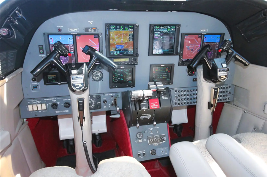 1974 Twin Commander 690 A-10