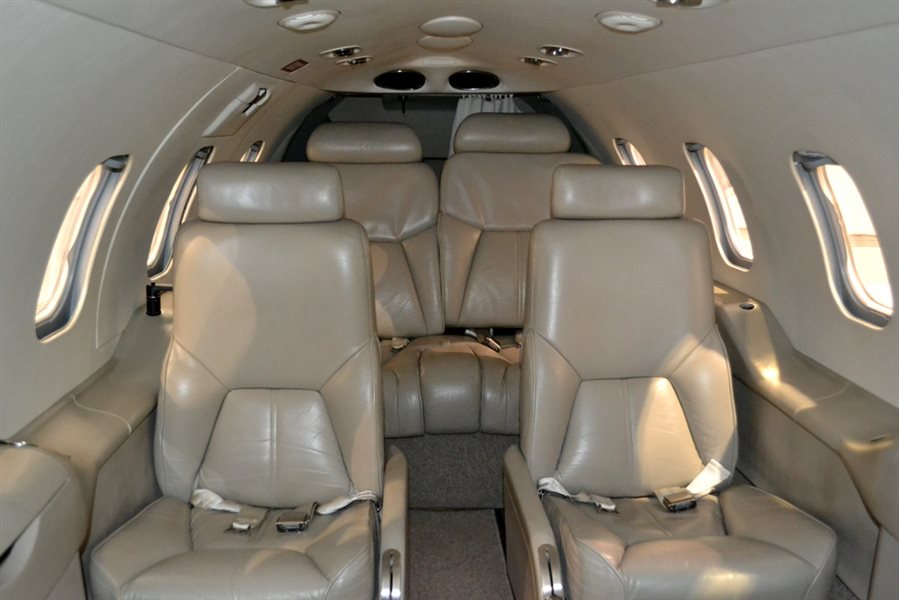 2001 Learjet 31 A