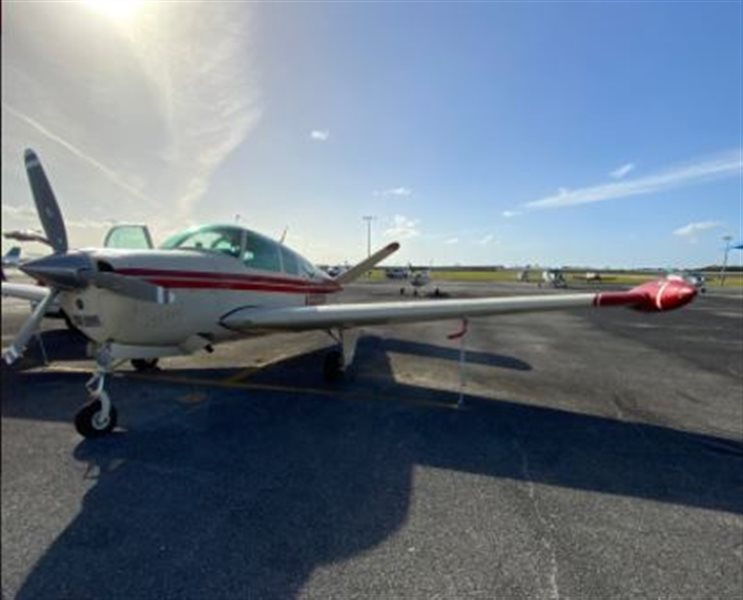 1963 Beechcraft Bonanza P-35