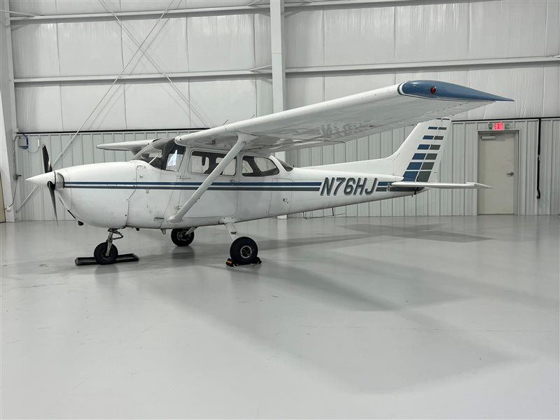 1976 Cessna 172M Aircraft