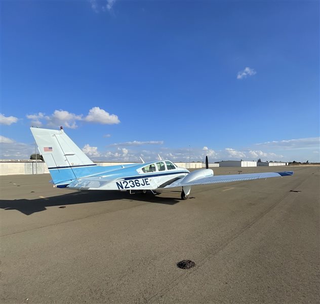 1979 Beechcraft Baron 55 B Aircraft