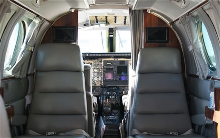 1973 Beechcraft King Air E90