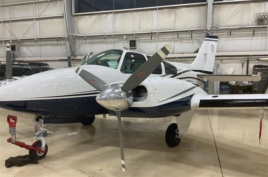 1964 Beechcraft Baron 55 B Aircraft