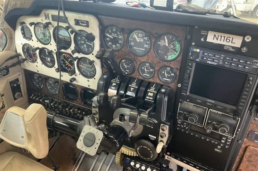 1964 Beechcraft Baron 55 B Aircraft