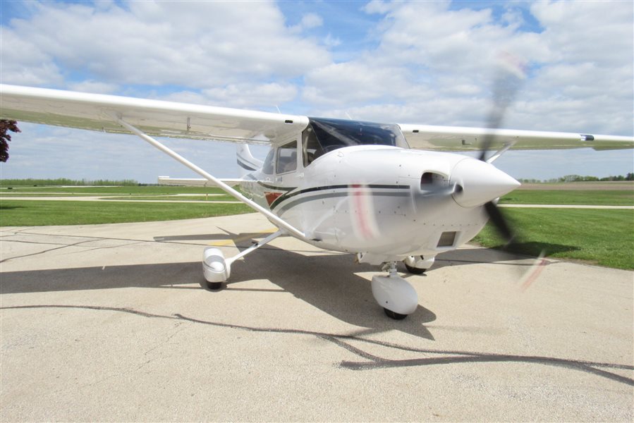 1998 Cessna 182 S