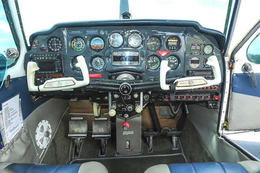 1960 Beechcraft Debonair  33