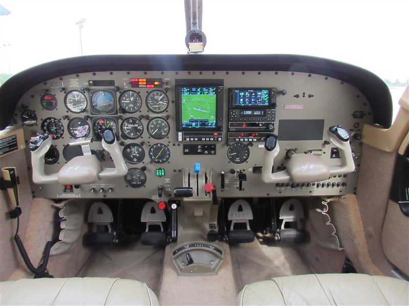 1996 Piper Saratoga II HP Aircraft