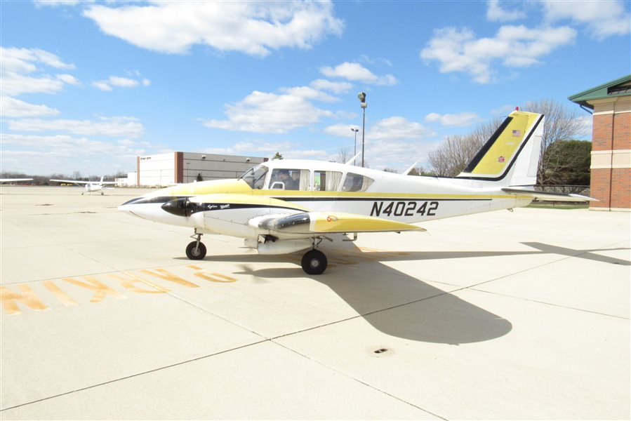 1973 Piper Aztec E