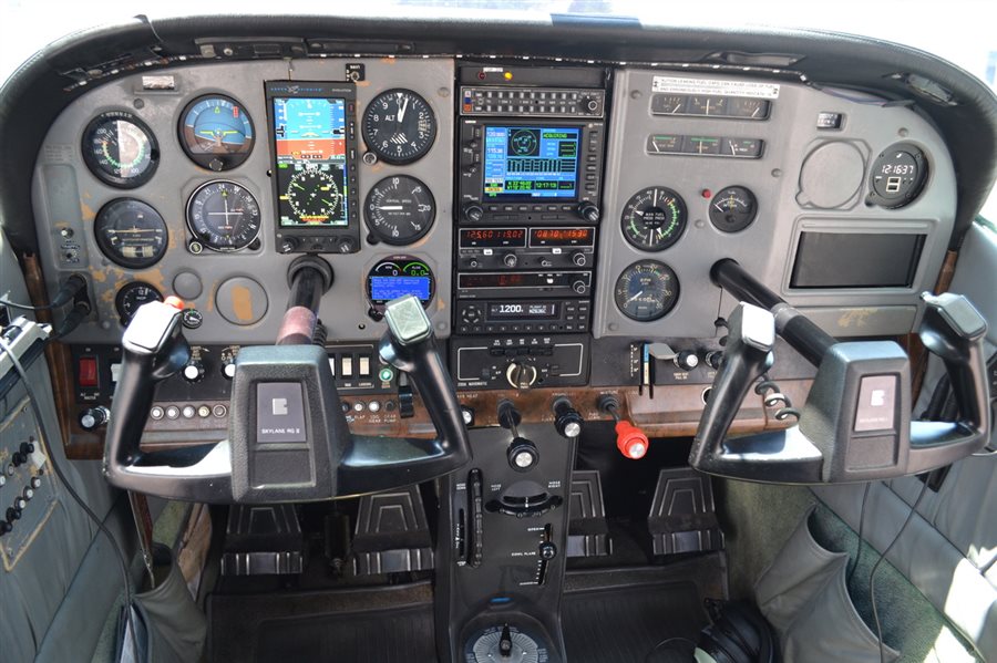 1978 Cessna 182 Skylane RG II