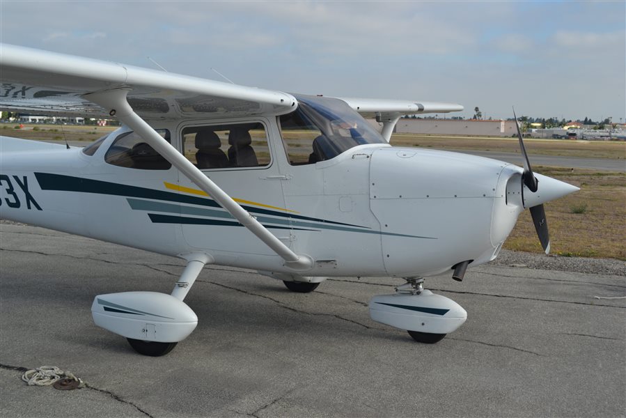 2002 Cessna 172 Skyhawk SP