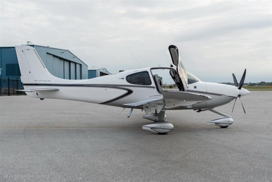 2023 Cirrus SR22 T G6 Platinum