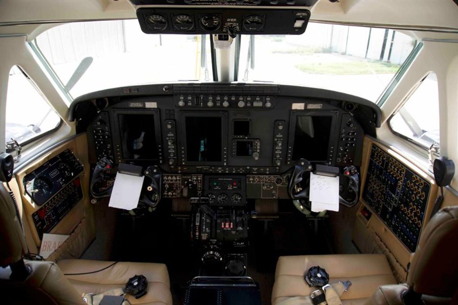 1982 Beechcraft King Air C90-1