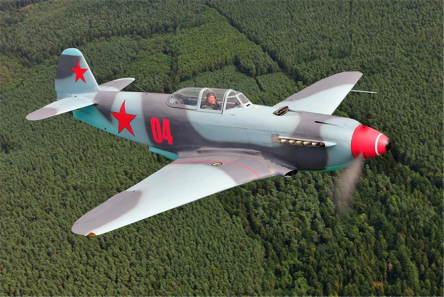 1943 Yakovlev YAK-9-UM