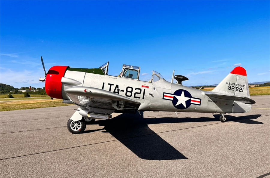 1943 North American T-6G