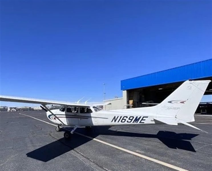 2000 Cessna 172 Skyhawk SP