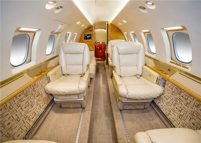 1998 Hawker 800 XP Aircraft