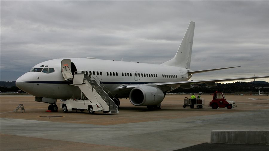 2002 Boeing 737-700IGW