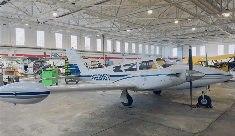 1967 Piper PA-30 Twin Comanche Turbo CR