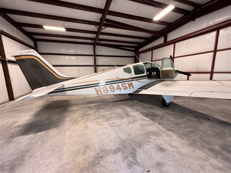 1963 Beechcraft Debonair 35 B33