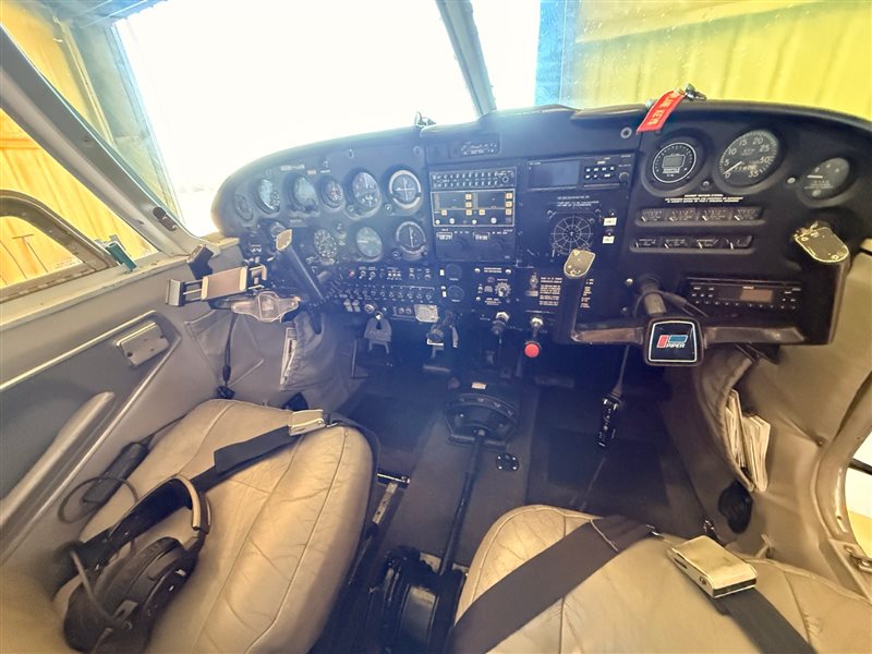1966 Piper Cherokee 6 PA-32-260