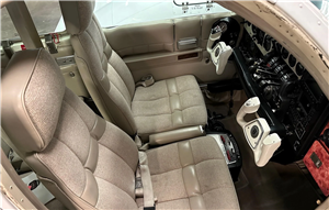 1975 Beechcraft Baron 55 B Aircraft