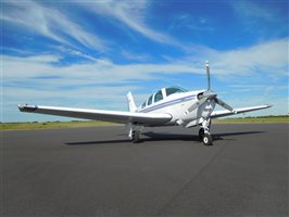 1993 Beechcraft Bonanza F33 A