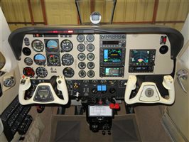 2001 Beechcraft Baron 58 Aircraft