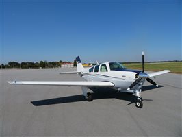 1990 Beechcraft Bonanza F33 A