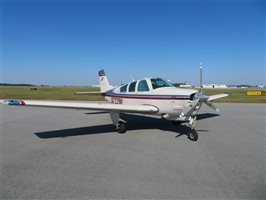 1986 Beechcraft Bonanza F33 A