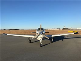 1990 Beechcraft Bonanza F33 A