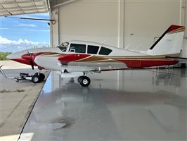 1980 Piper Aztec F PA23-250 Aircraft