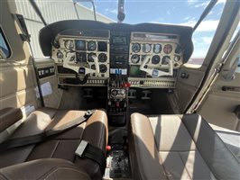 1980 Piper Aztec F PA23-250 Aircraft