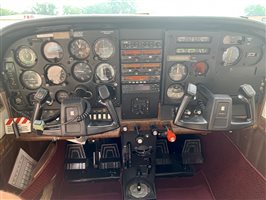 1981 Cessna 182 R