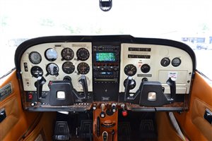 1975 Cessna 182p Aircraft