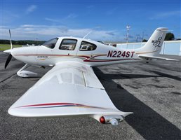 2004 Cirrus SR22 G2