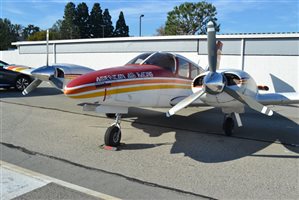 1975 Piper Seneca II Aircraft