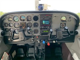 1998 Cessna 182 S 260HP