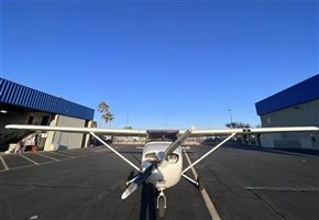 2000 Cessna 172 Skyhawk SP