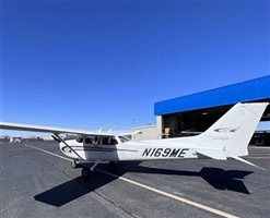 2000 Cessna 172 Skyhawk SP