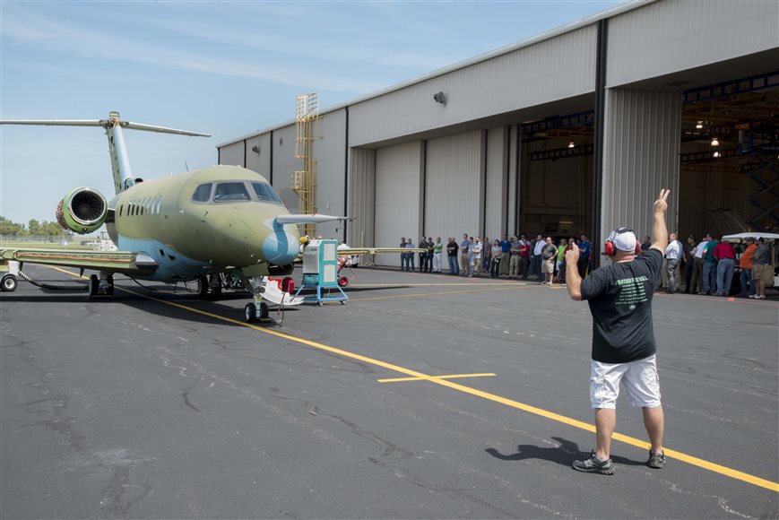 Cessna Citation Longitude moves closer to first flight with ground engine tests