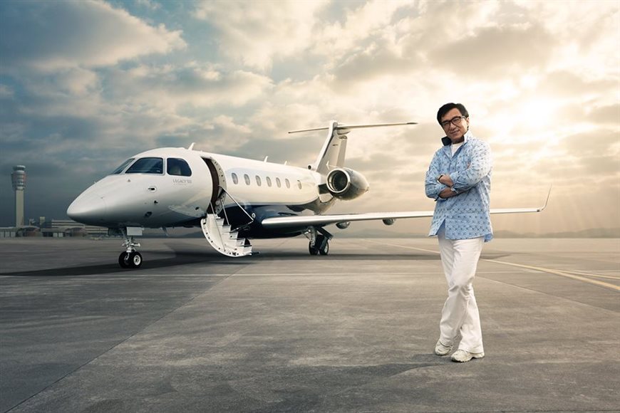  Embraer delivers the first Legacy 500 to China’s launch customer Jackie Chan 